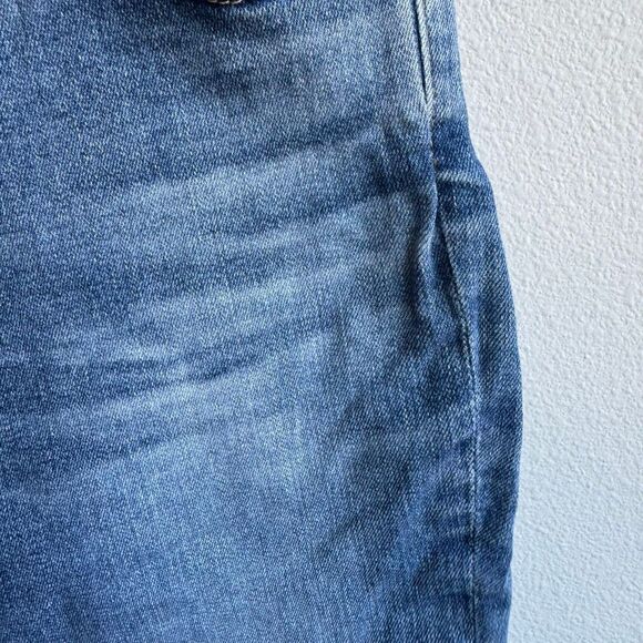 $5/$25 AG Adriano Goldschmied Light Wash Raw Hem Cropped Ankle Size 29 - Picture 7 of 9